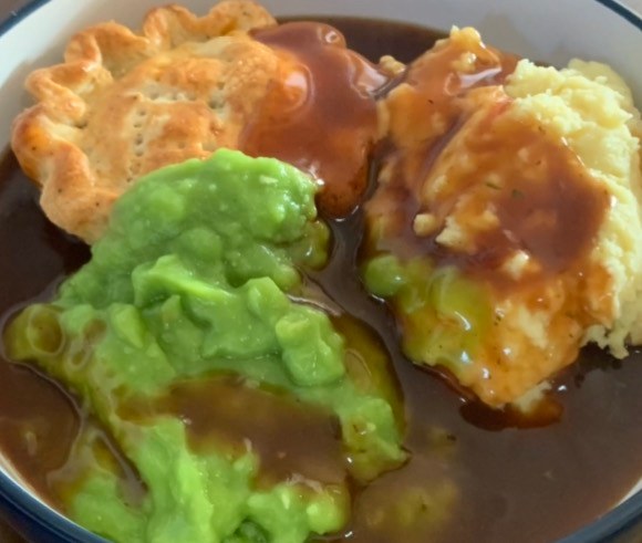  Handmade Pie Mash With Peas & Gravy "Amazing food Makes an Amazing Event"