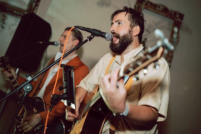 Exciting Function Band 'Honeydew Marmalade'