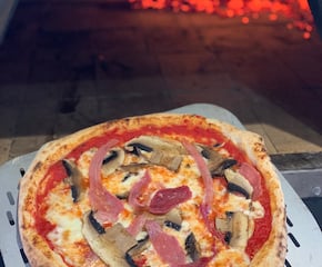 Wood Fired Sourgough Pizza from a Trailer
