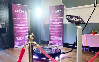 360 Photo Booth Brings That Unique Vibe To Any Type Of Event