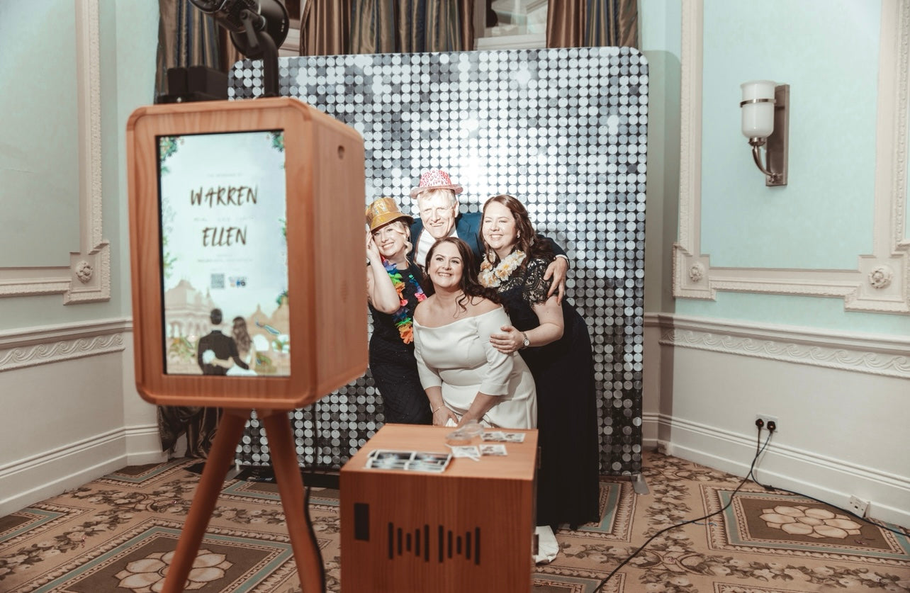 This Premium Vintage Selfie Pod Photobooth Will Bring Joy To Your Event