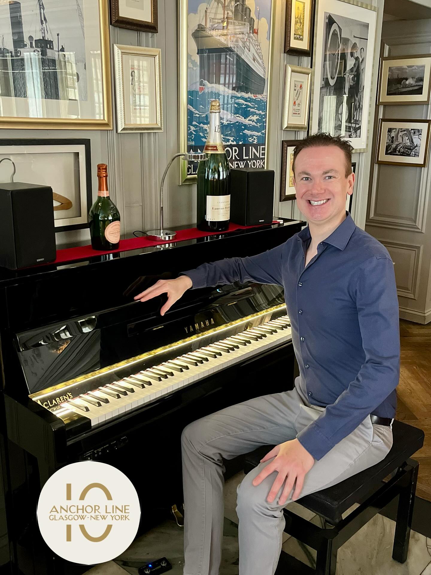 Piano Vocalist Chris Kincaid