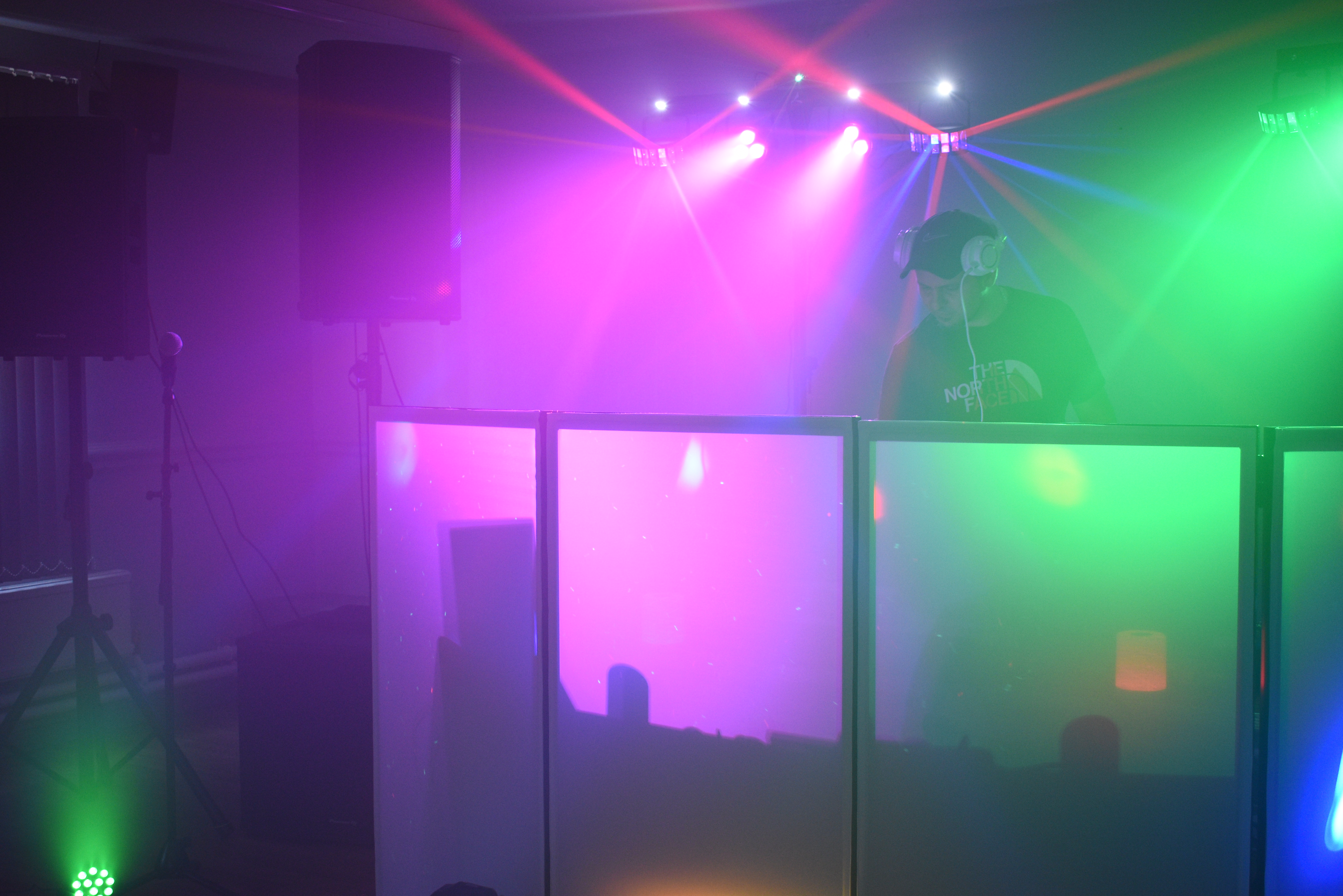 Top DJ SNDFX with Pro Sound, Lighting & More - Let's Dance