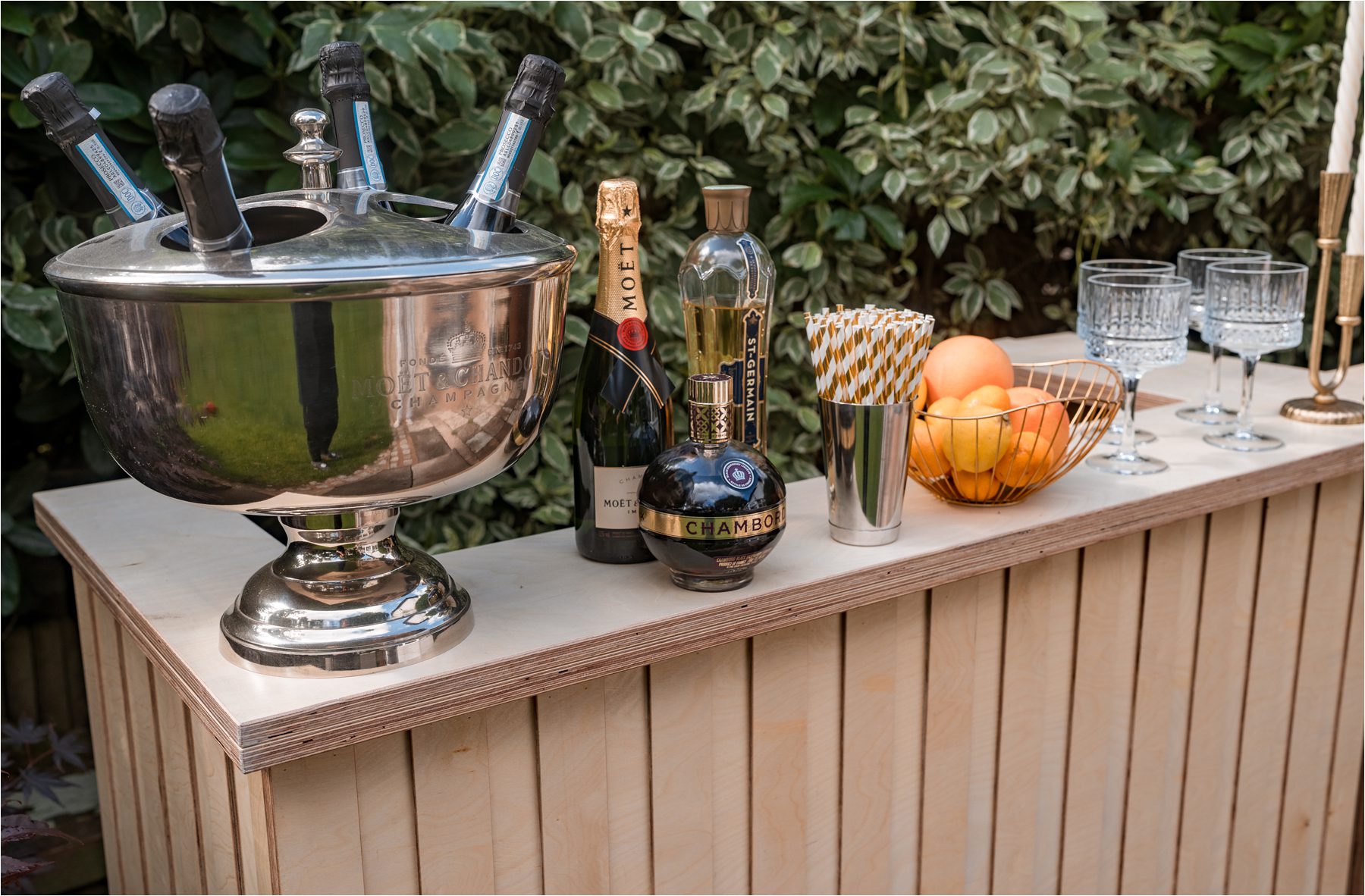 All-Inclusive Cocktail Pop-Up Bar