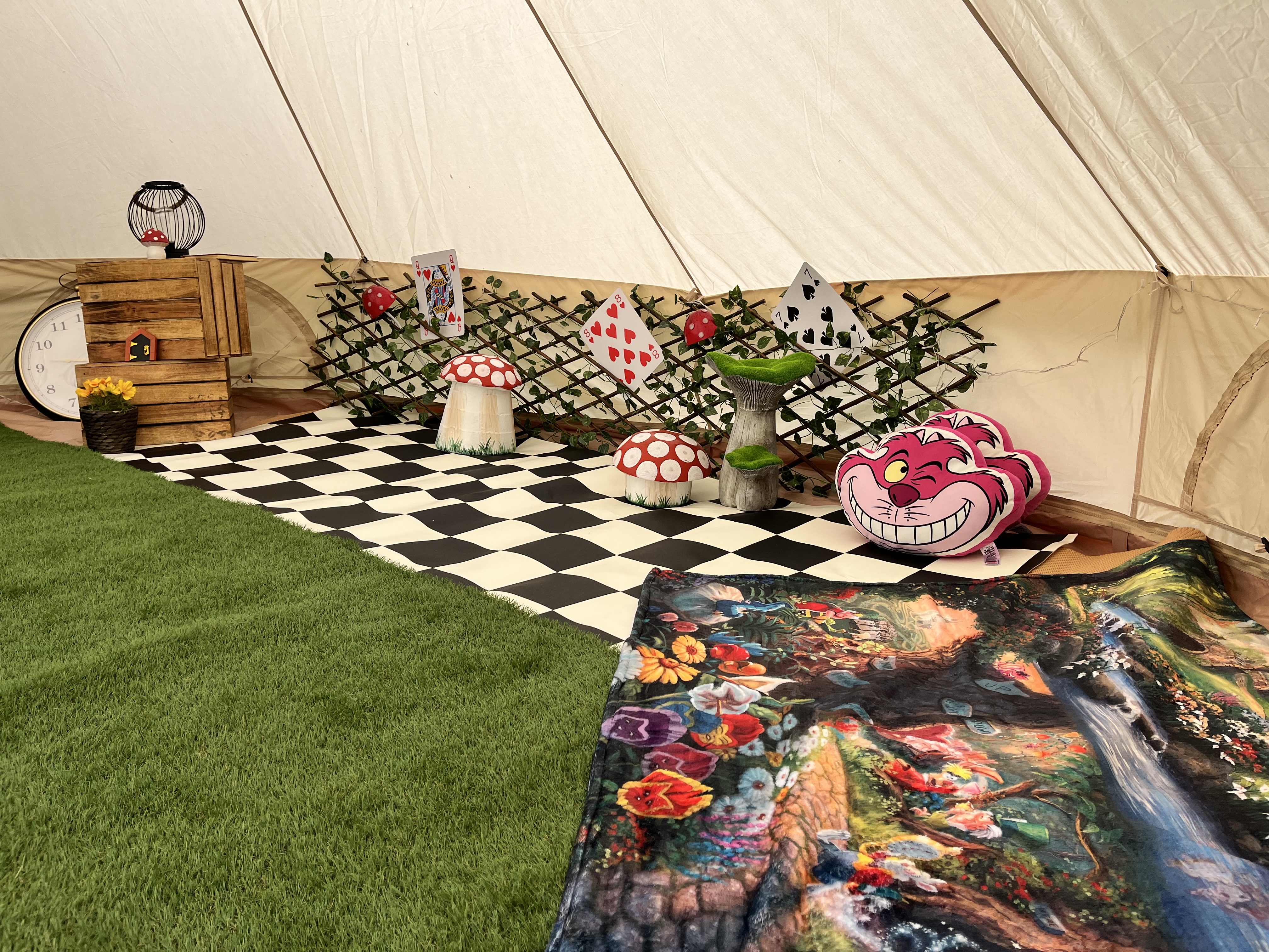 Imaginative Wonderland Cinema Bell