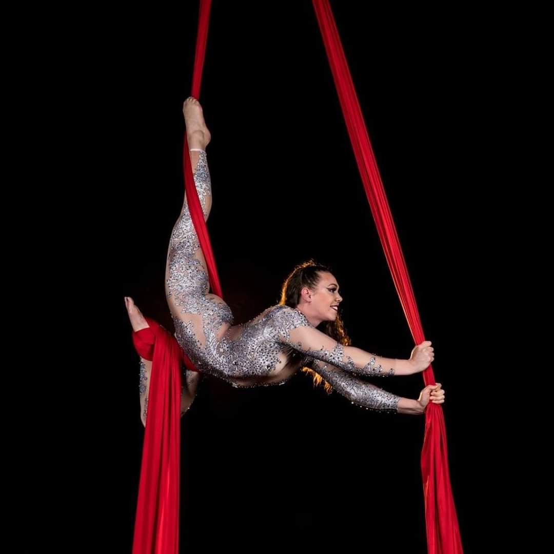 Defying Gravity: The Ultimate Aerial Spectacle✨