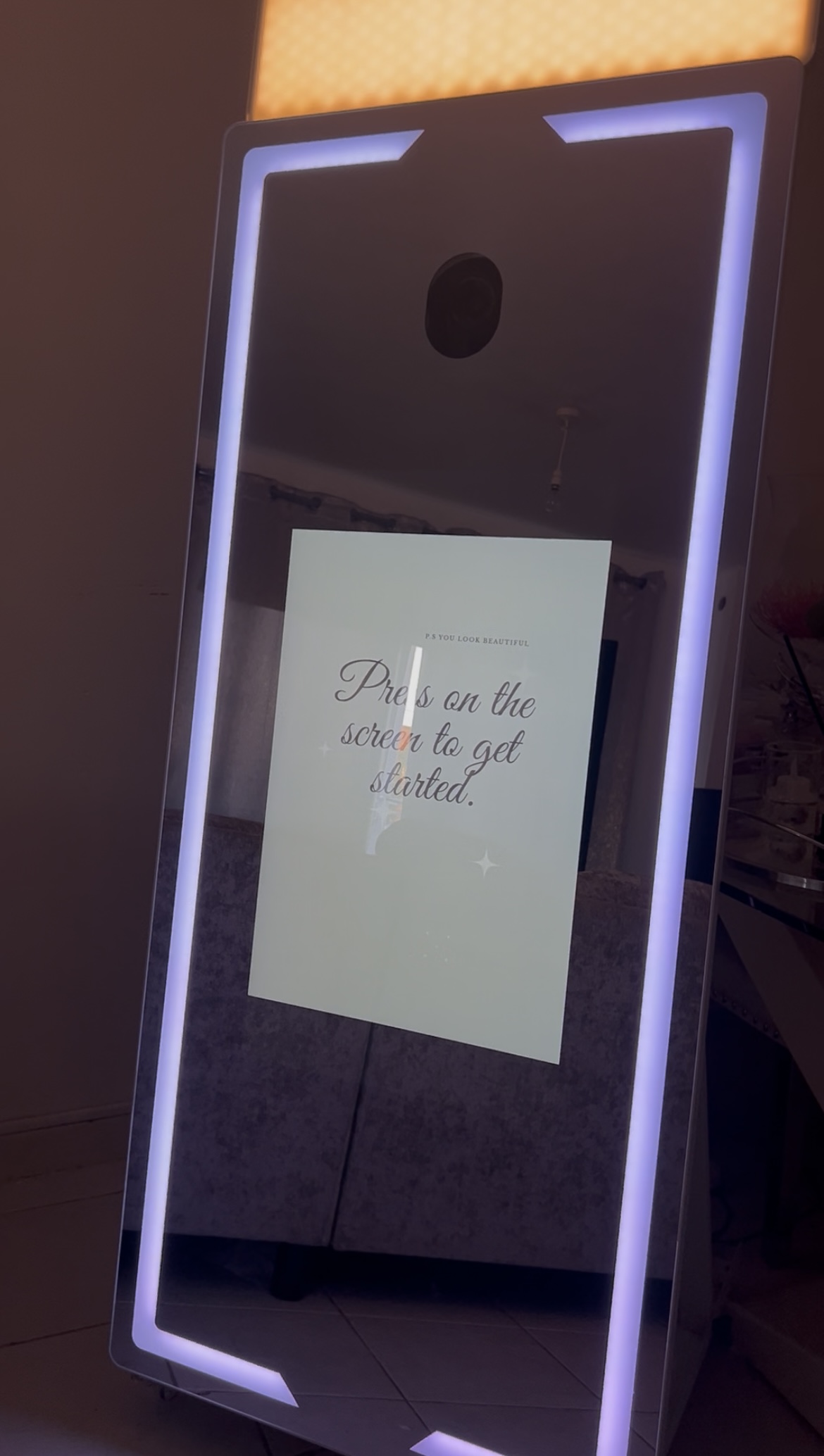 Luxury Interactive Mirror Photo Booth Experience
