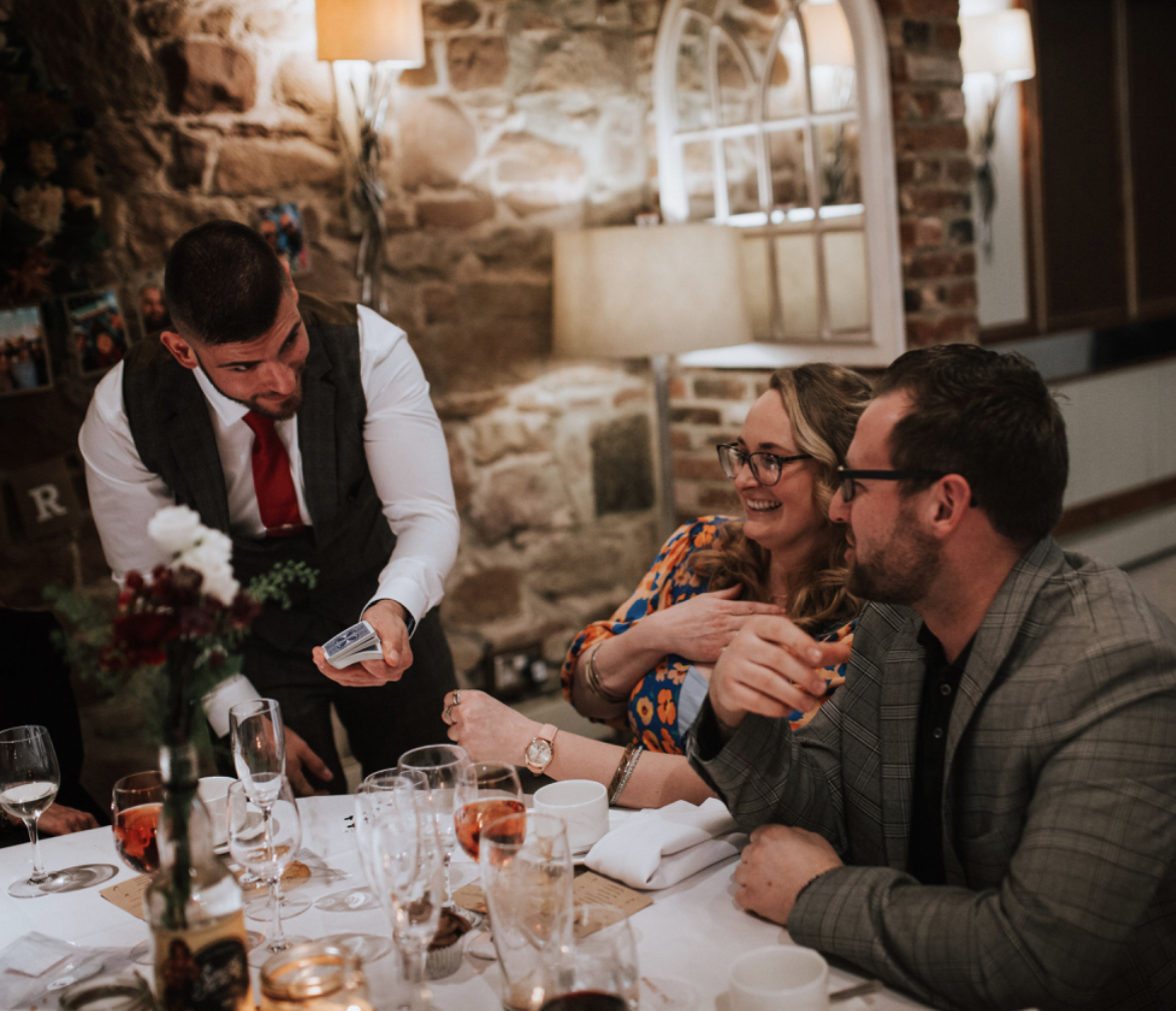 Mix & Mingle Close Up Magic