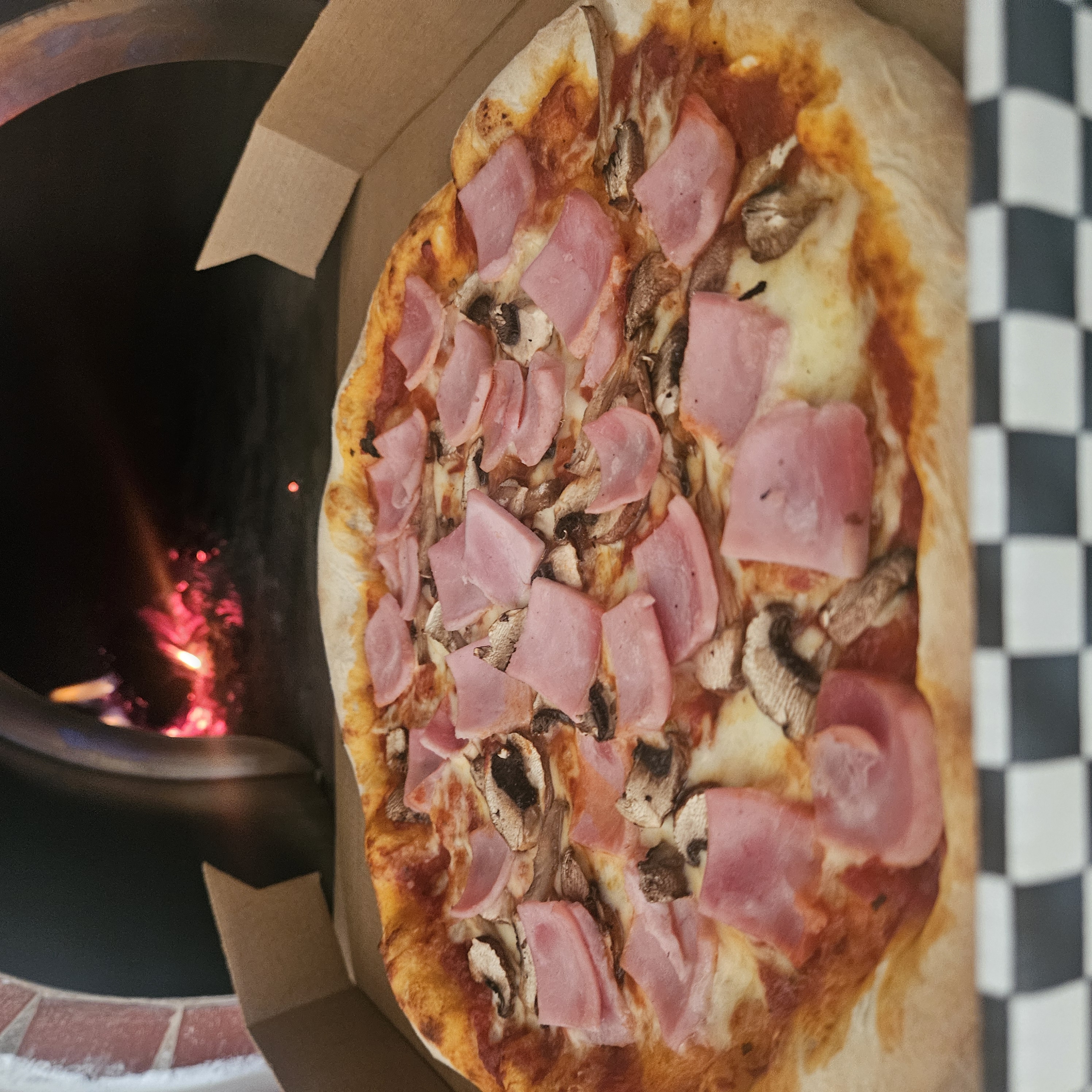 Authentic Wood-Fired Neapolitan Pizza 🍕