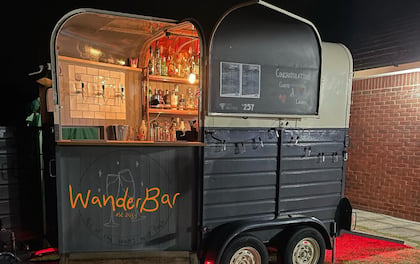 Your Ultimate All-Inclusive Horsebox Bar Solution