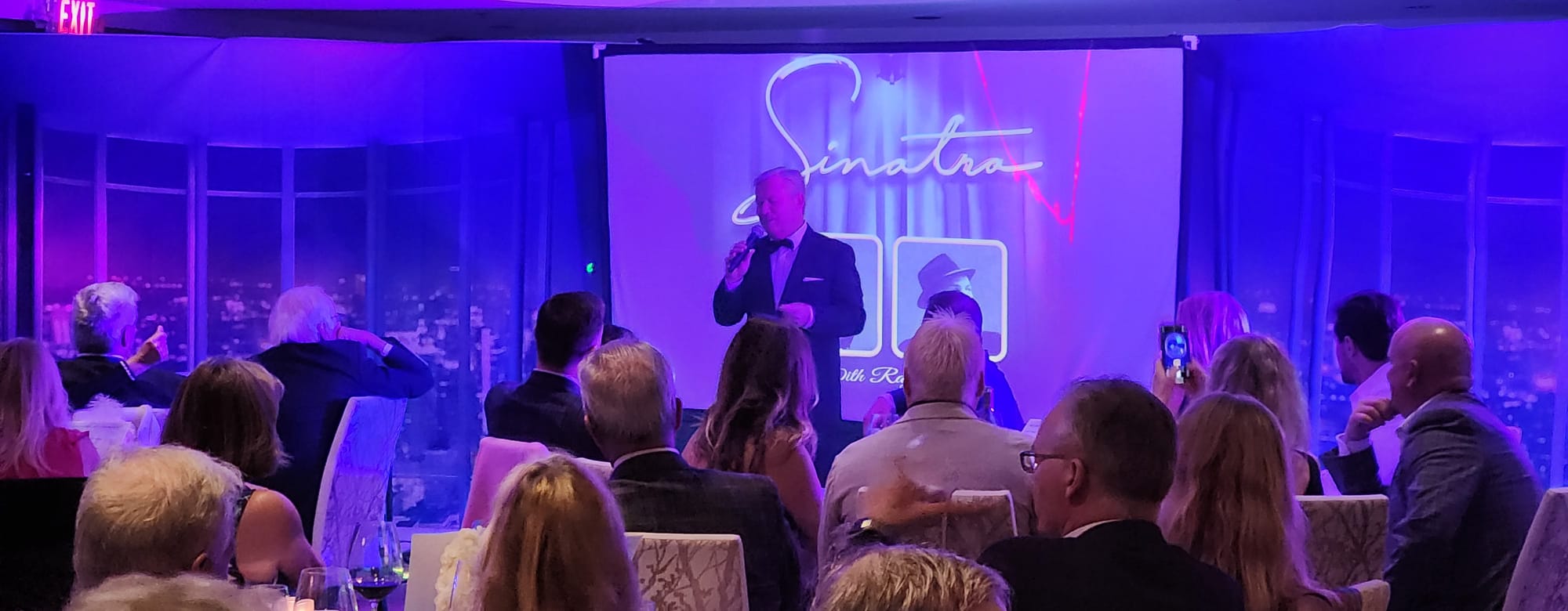 Ray Eves Captures the Sound of Frank Sinatra & The Rat Pack