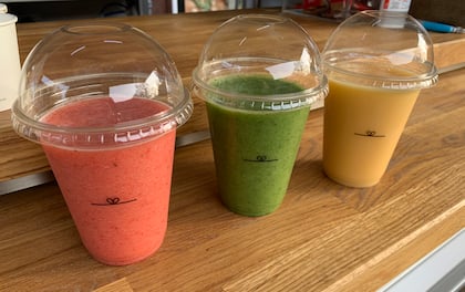 Freshly Prepared Smoothies & Juices to Refresh Your Guests