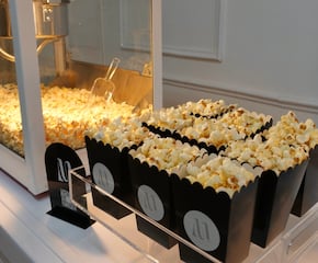Popcorn Cart with Digital Screen for Personalisation