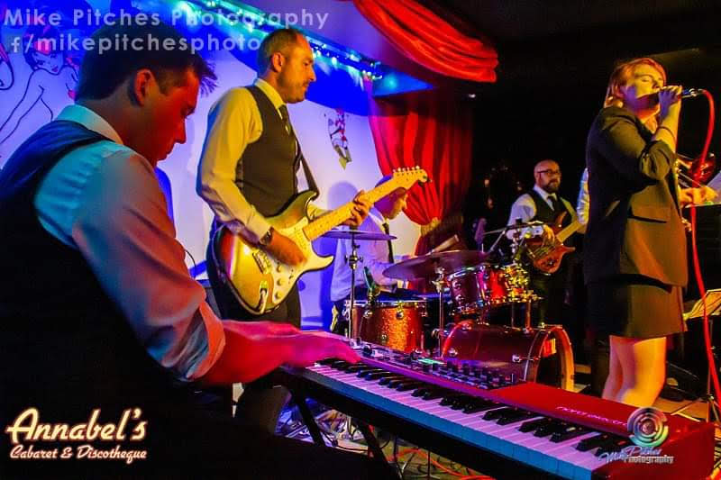 Soul, Pop, Motown & Funk Band 'Midnight Rouge'