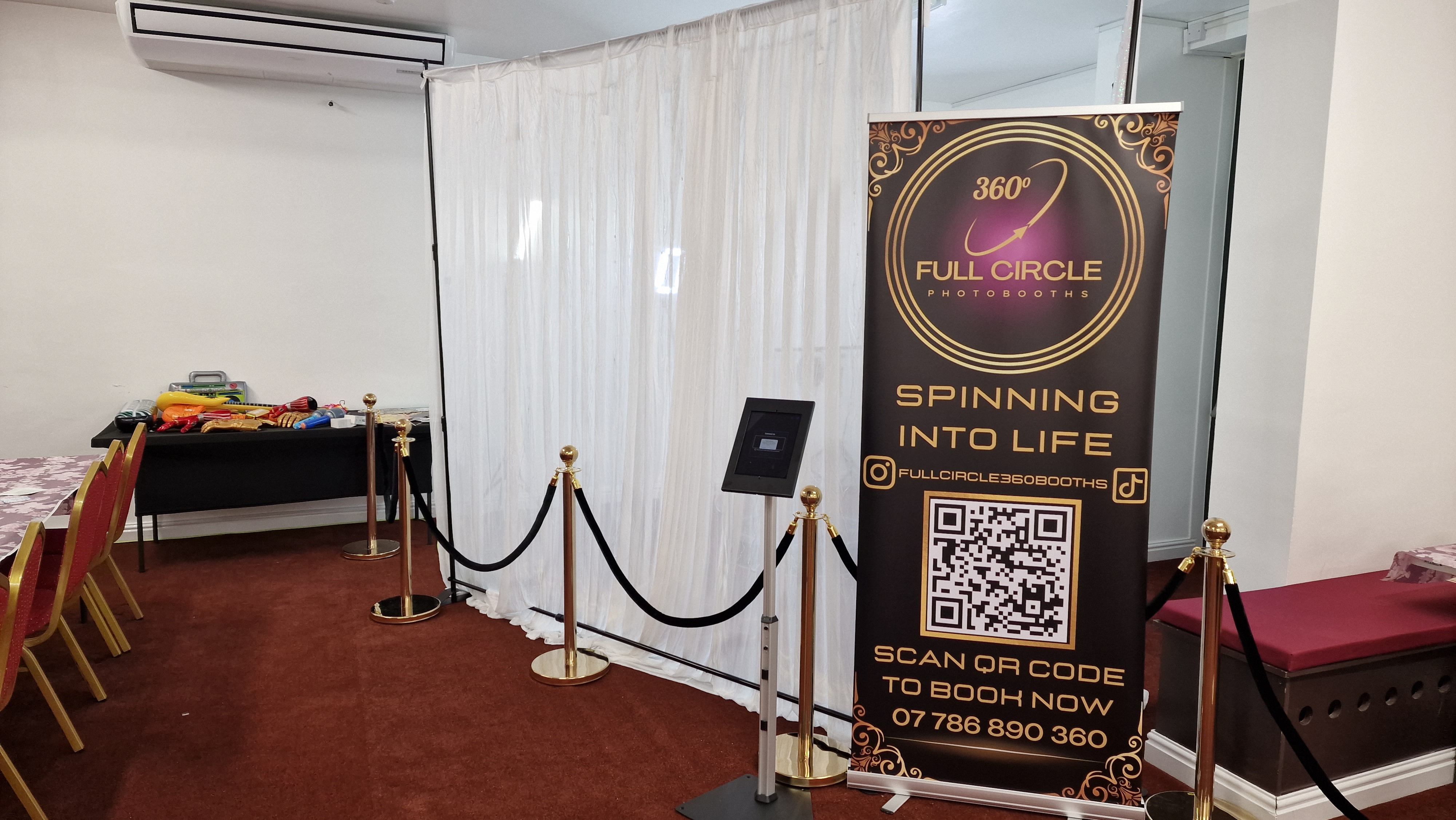 360° Photo Booth Hire for your Special Day! 