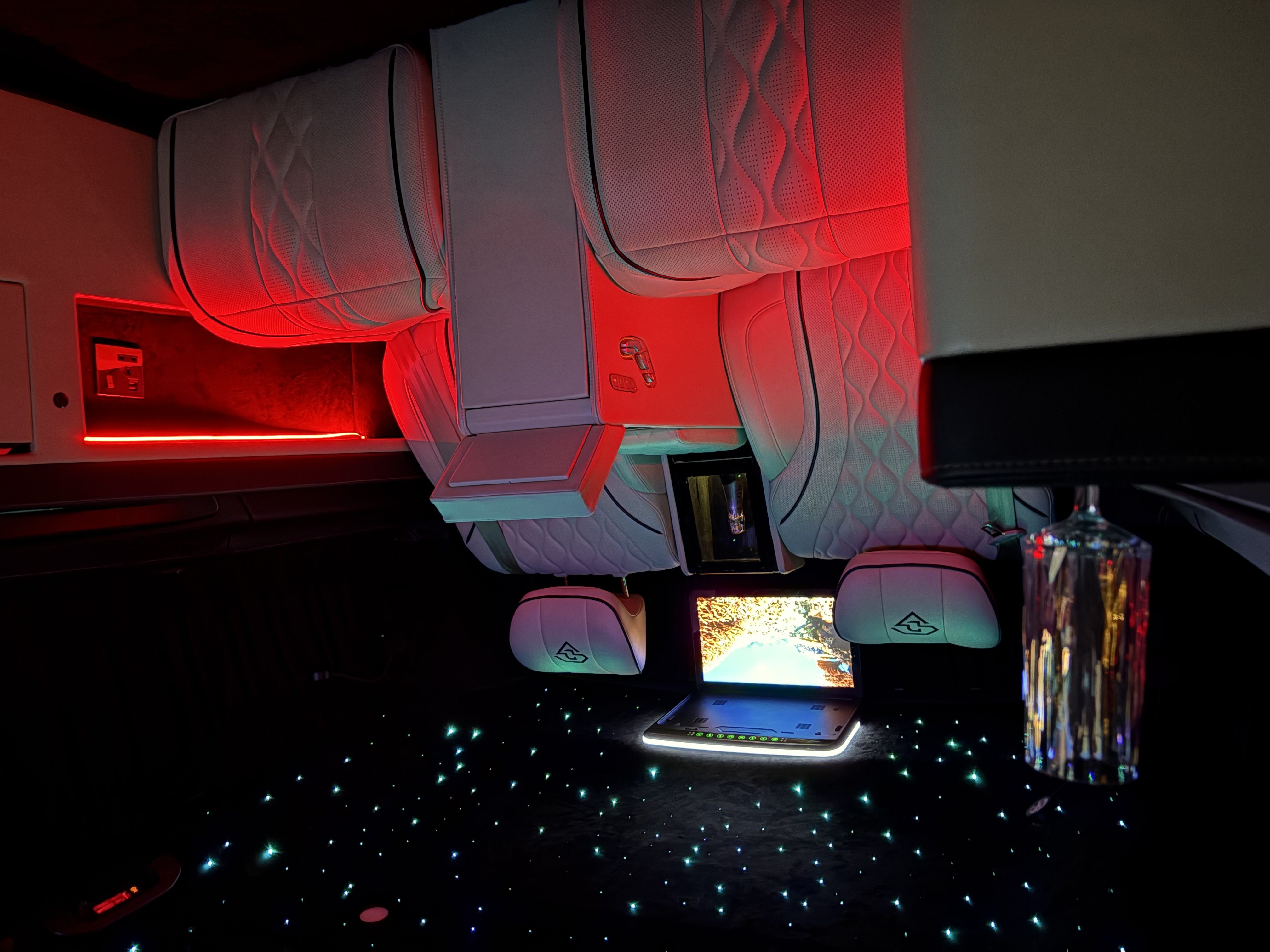 4-Seater Mercedes Luxury Party Bus