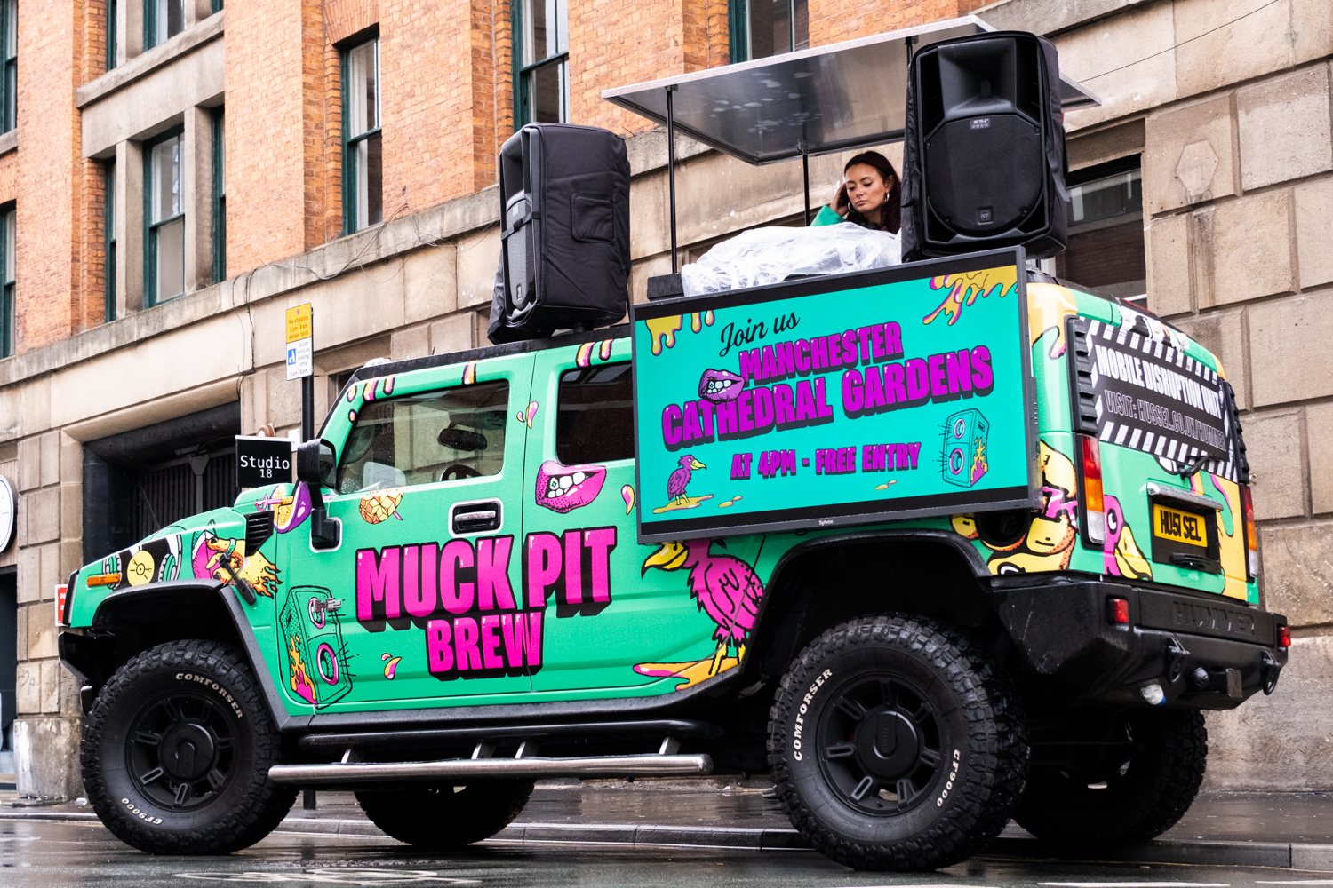 Fast, Loud & Bookable: Self‑Powered Hummer DJ Unit for Bold Events