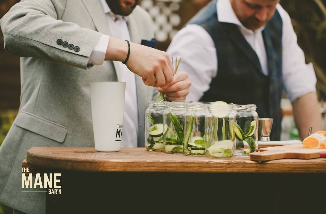Mobile Horsebox Bar Magic for Your Next Event