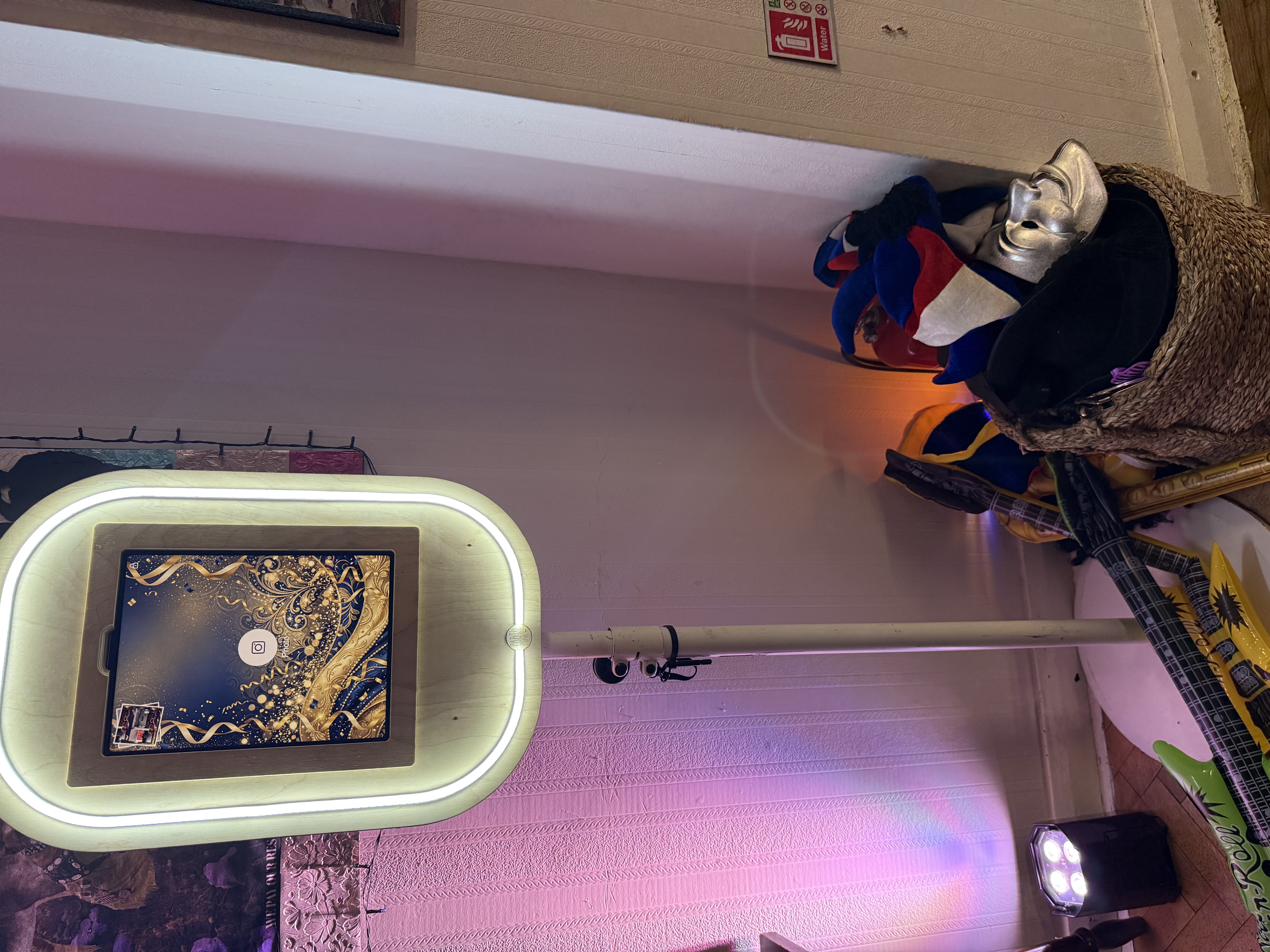 Digital Selfie Pod Hire for Weddings & Parties