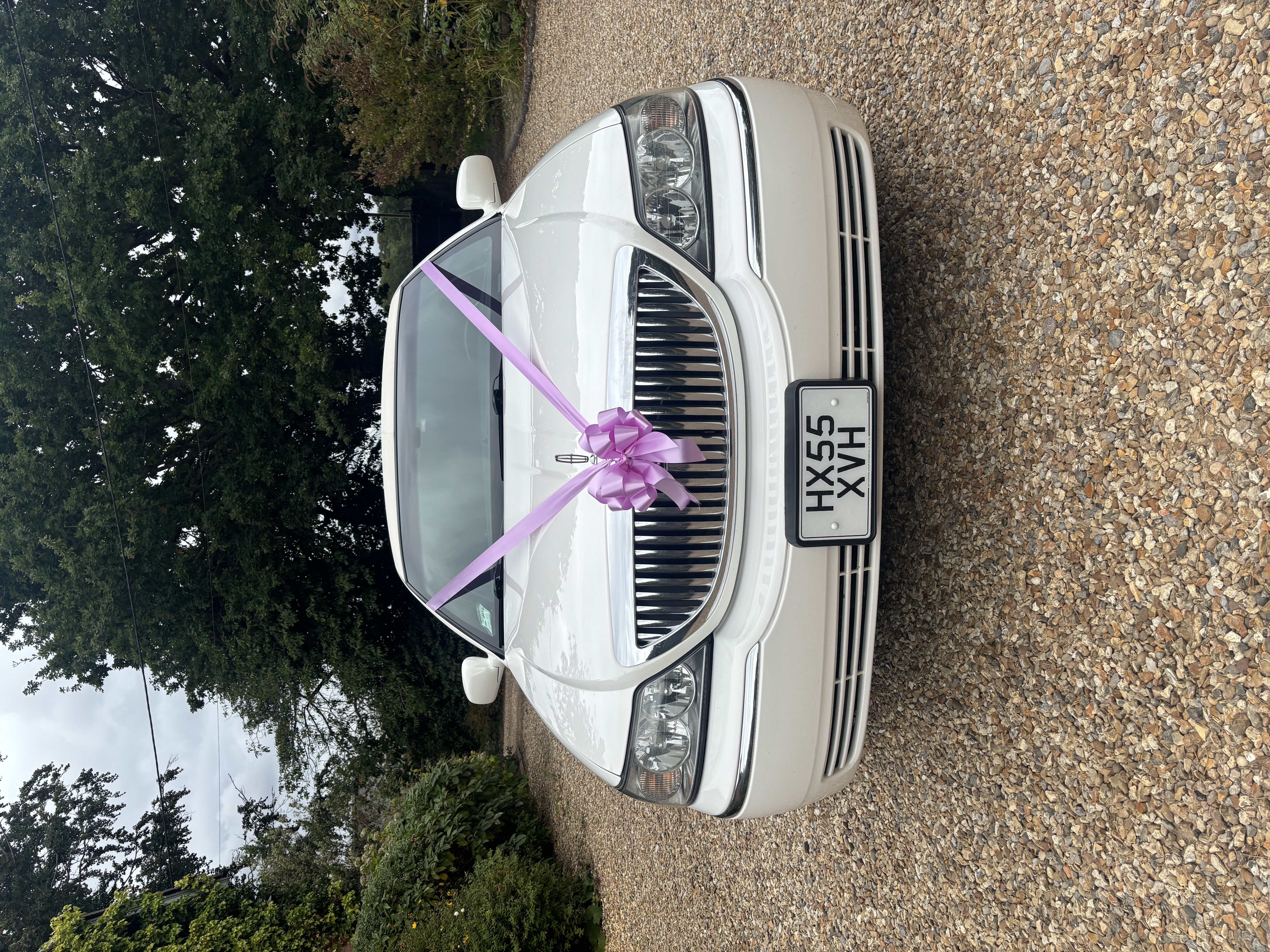 Lincoln Town Car Finished in Elegant Diamond White