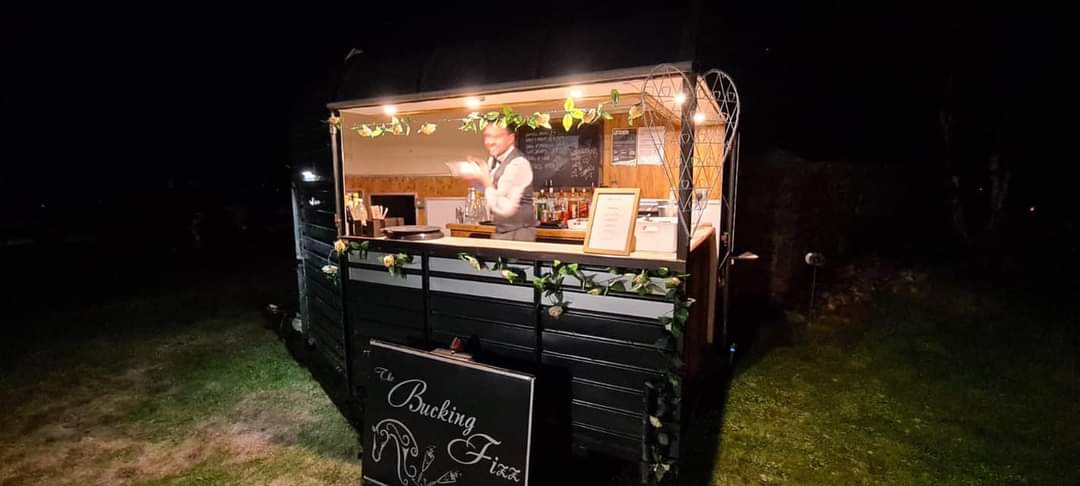 Vintage Horsebox Cash Bar