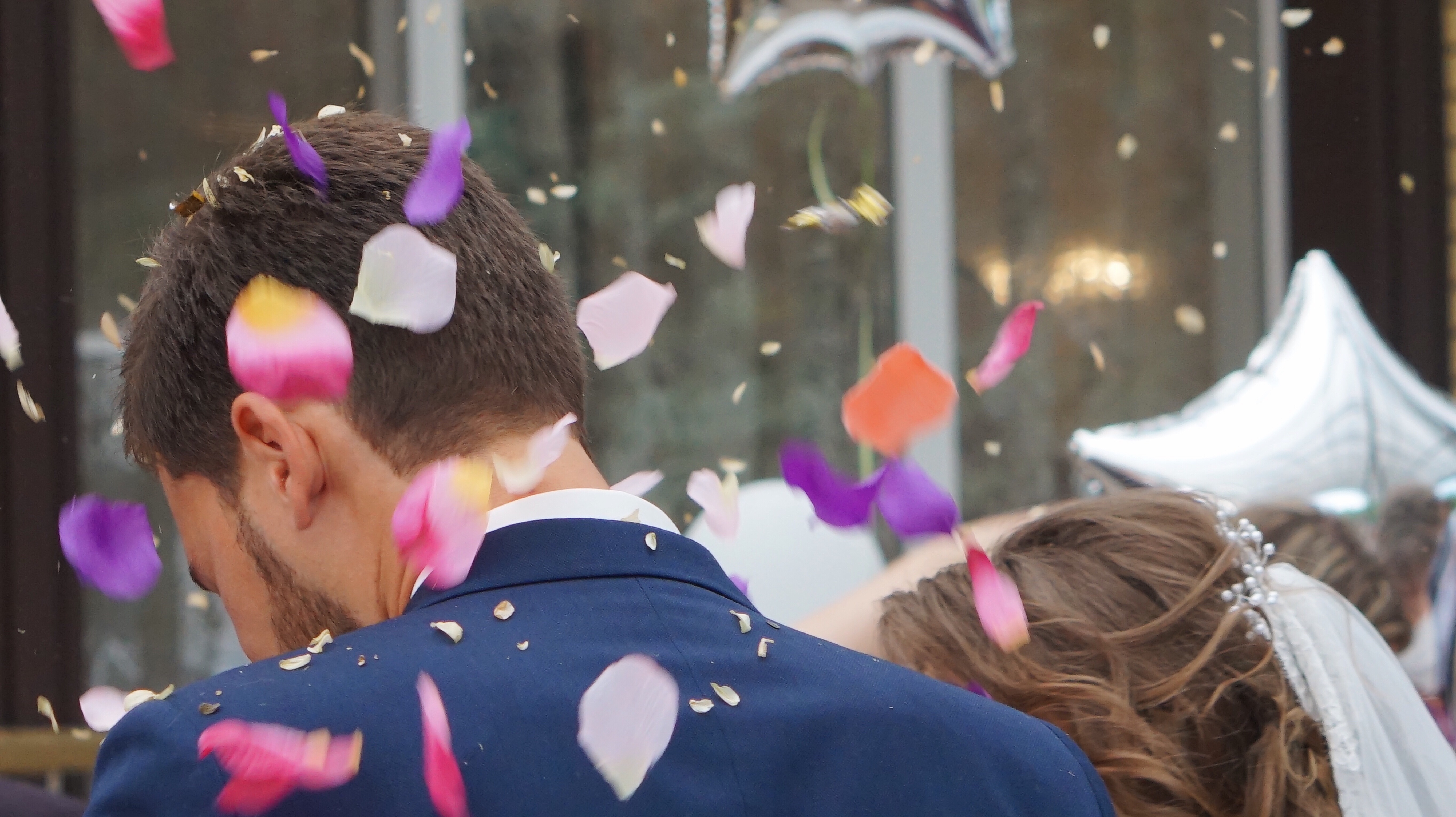 Natural & Contemporary Videos and Photos Capturing Those Magical Moments