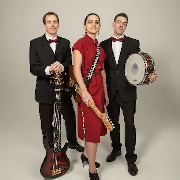 Giulia And The Lizards