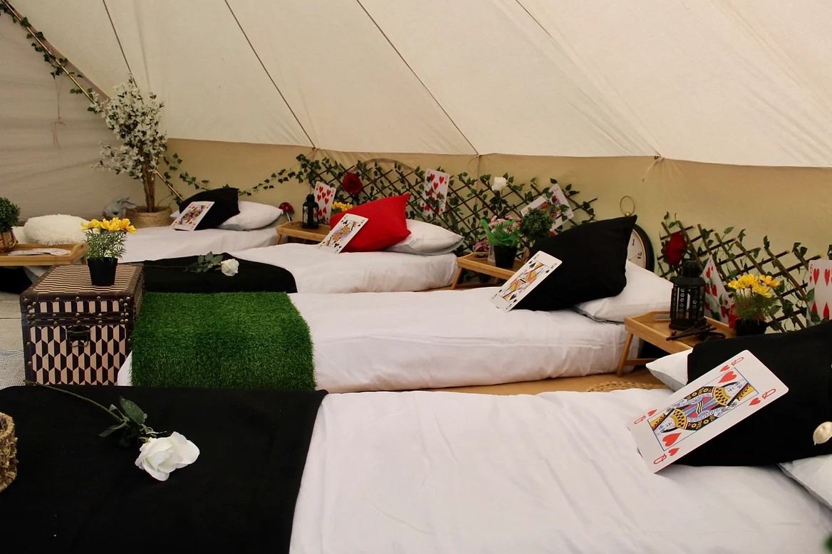 Alice In Wonderland Themed Sleepover 5-Meter Bell Tent