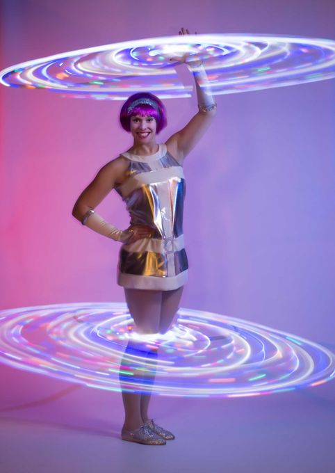 Amazing Hula Hoop Performer