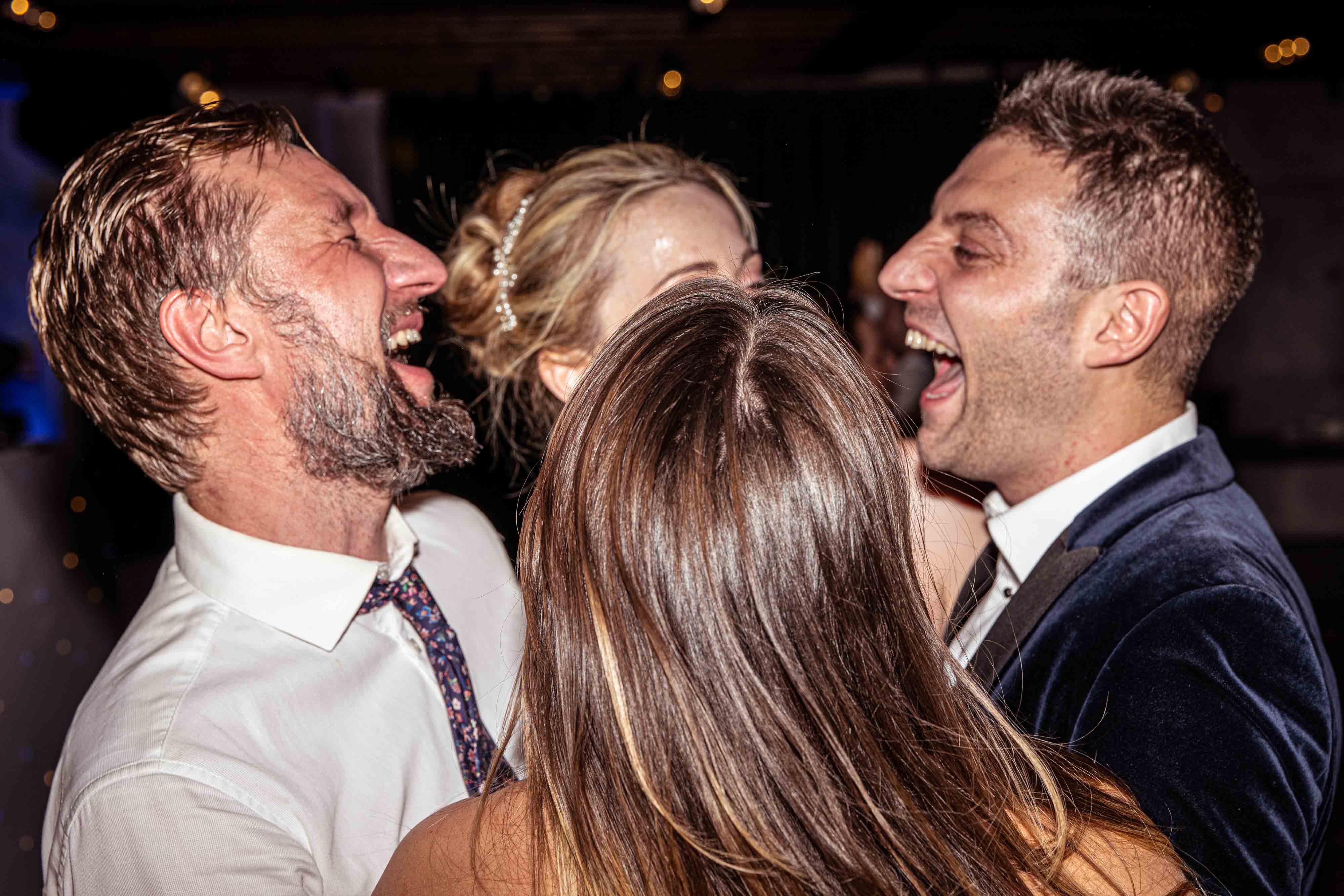 Beautiful Wedding Photography In Relaxed And Informal Style