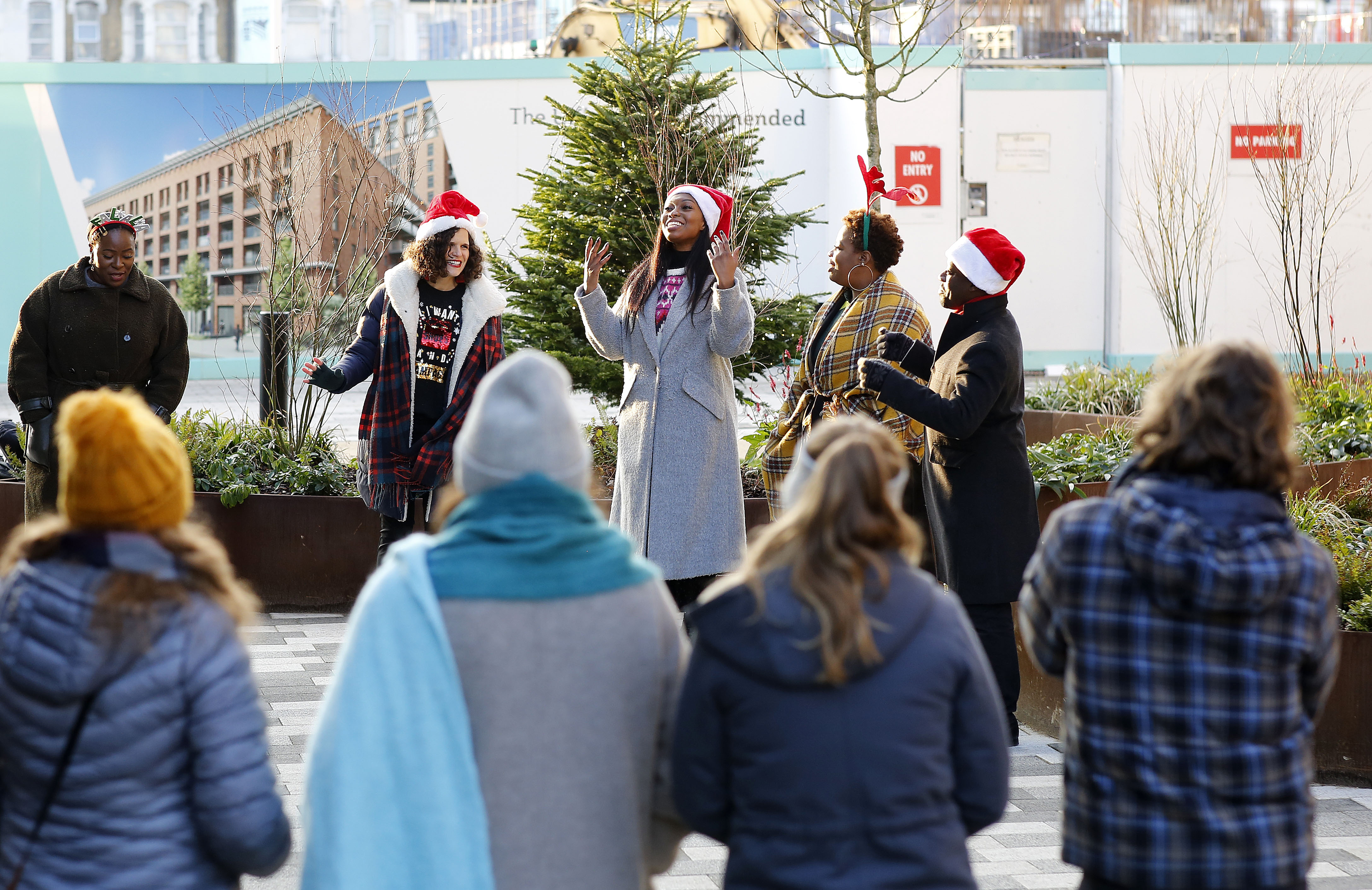 A Capella Christmas Carolers For The Festive Season