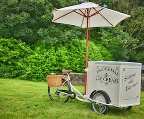 Traditional Vintage-Style Ice Cream & Gelato Trike
