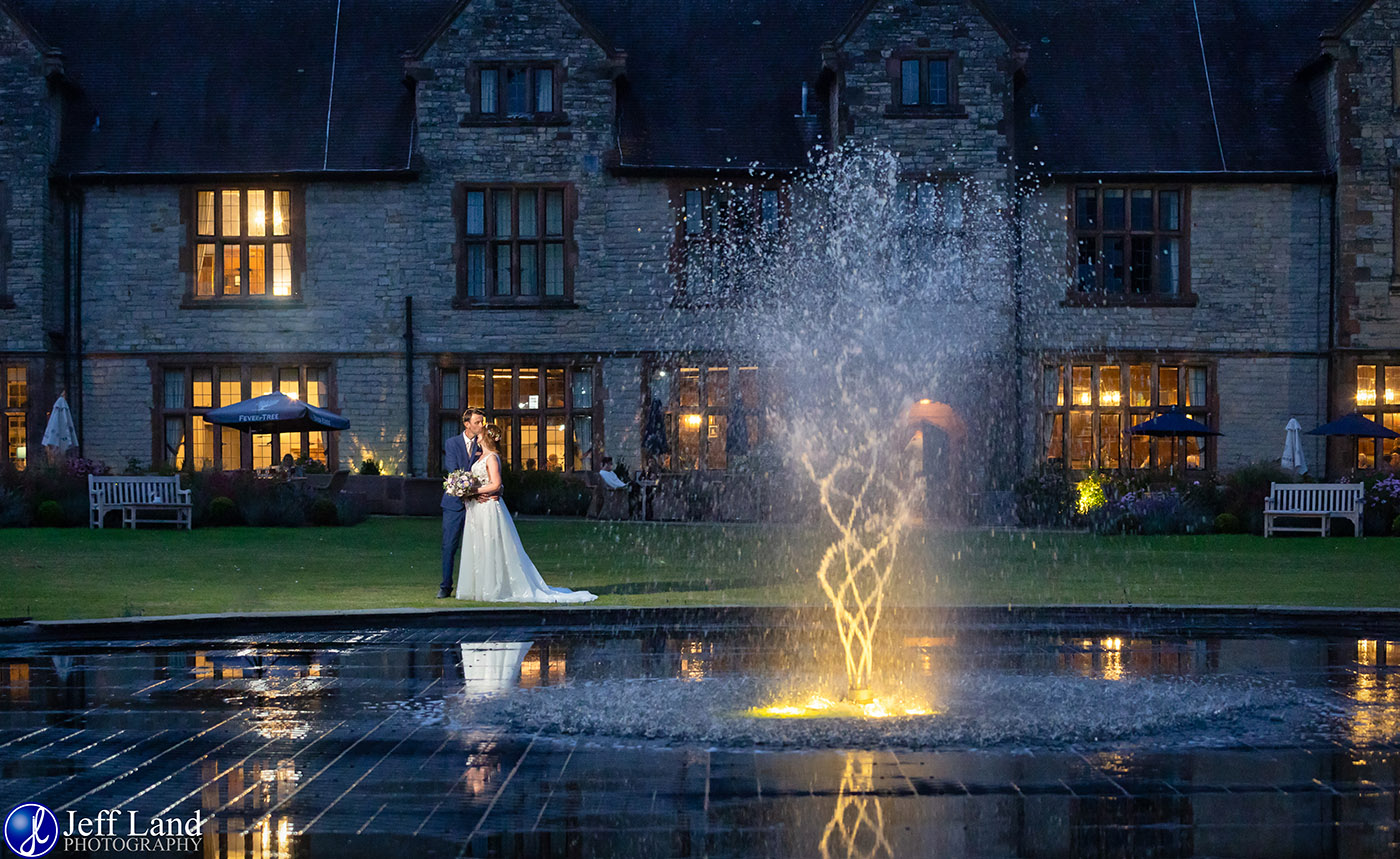 Outsanding Wedding Photographer based in Stratford upon Avon