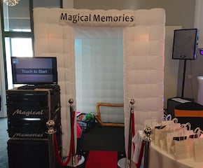 White Inflatable Photo Booth For Fun Selfies