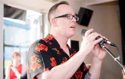 Karaoke Host Tony Hannon