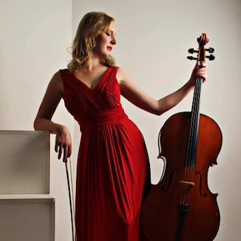 The Manchester Cellist