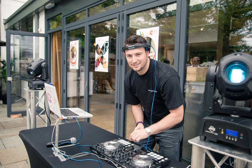 Bringing You Unforgettable Fun DJ Ollie Clarke