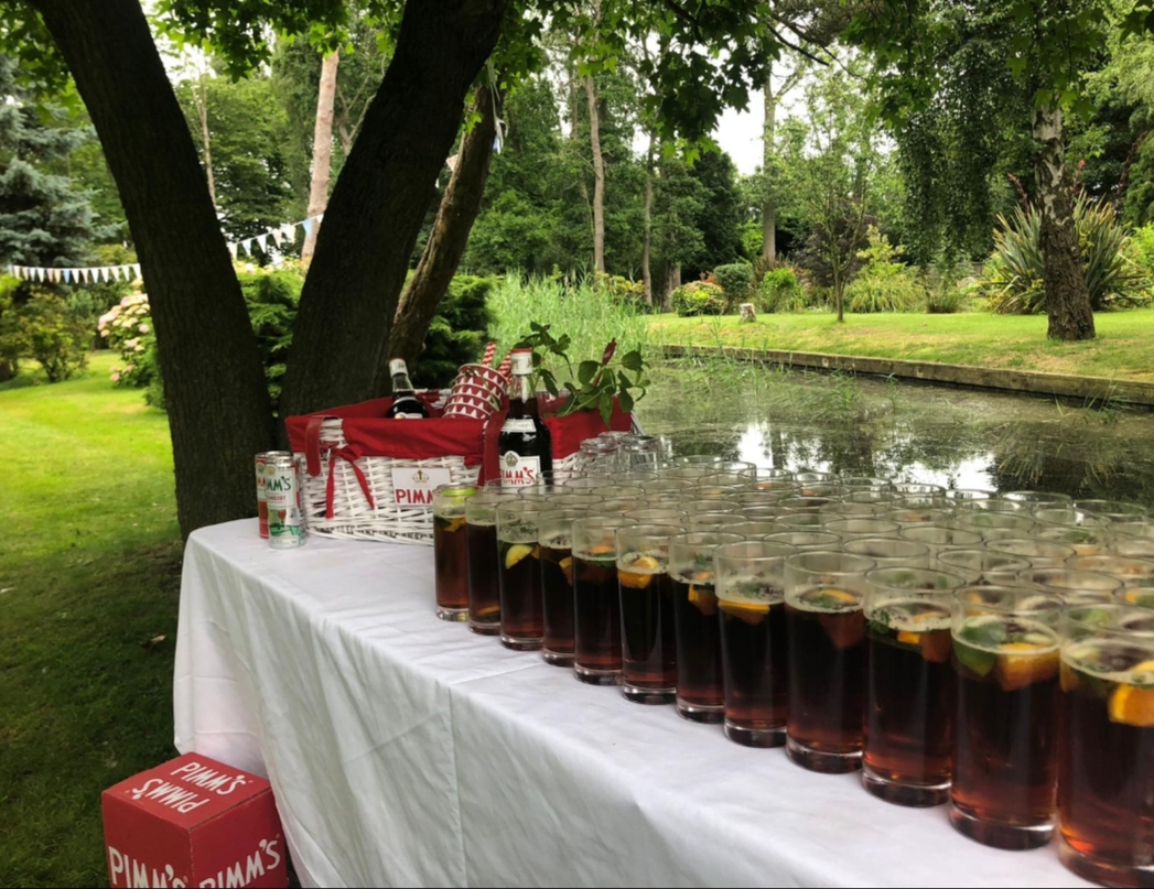 Vintage Style Mobile Pimms Bicycle Bar