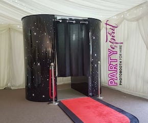 Enclosed Party Photo Booth, Capture Those Memories