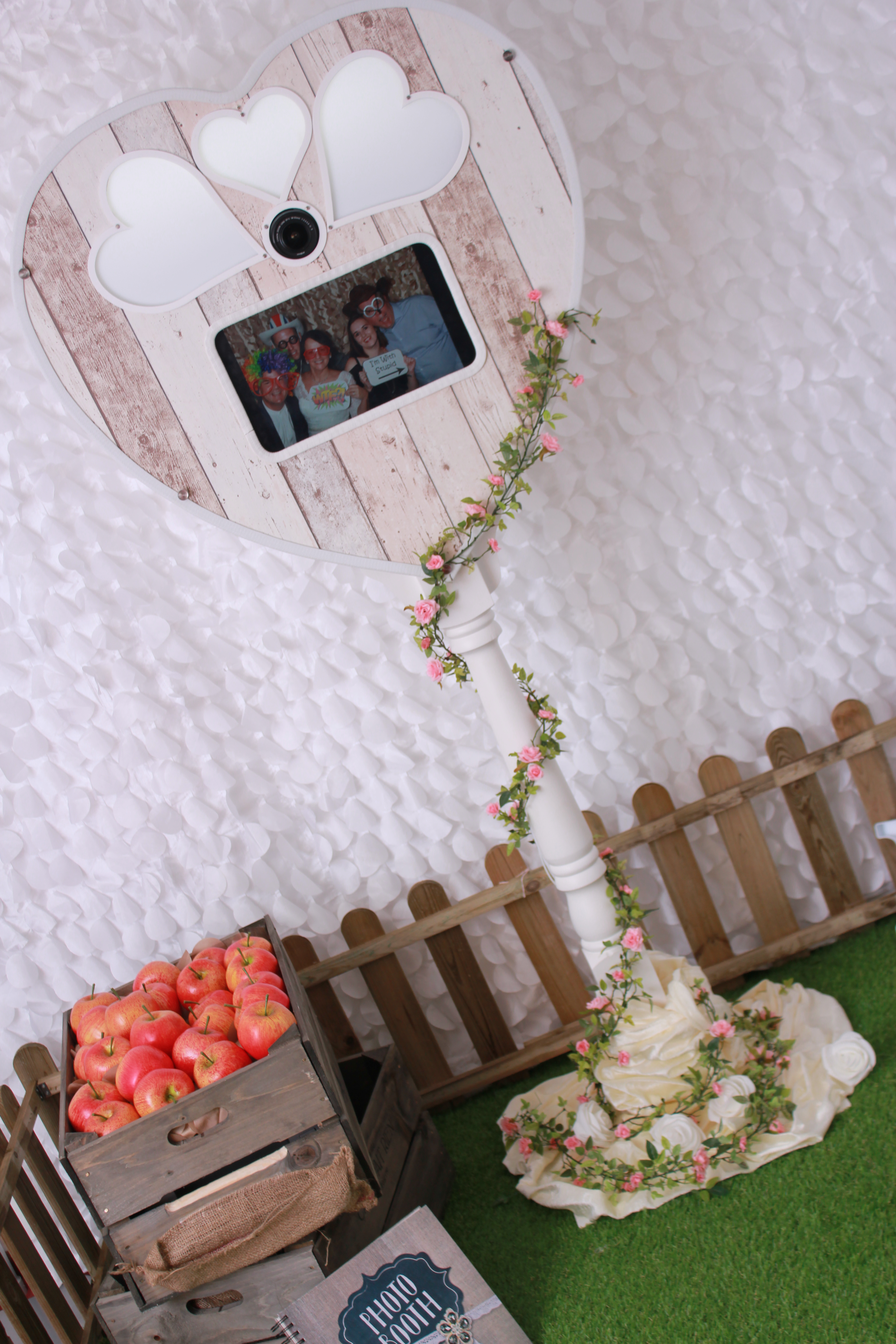 Open Air Rustic Heart Photo Booth 