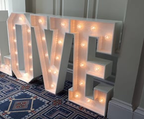 The Largest Magic Selfie Mirror & LED Love Letters