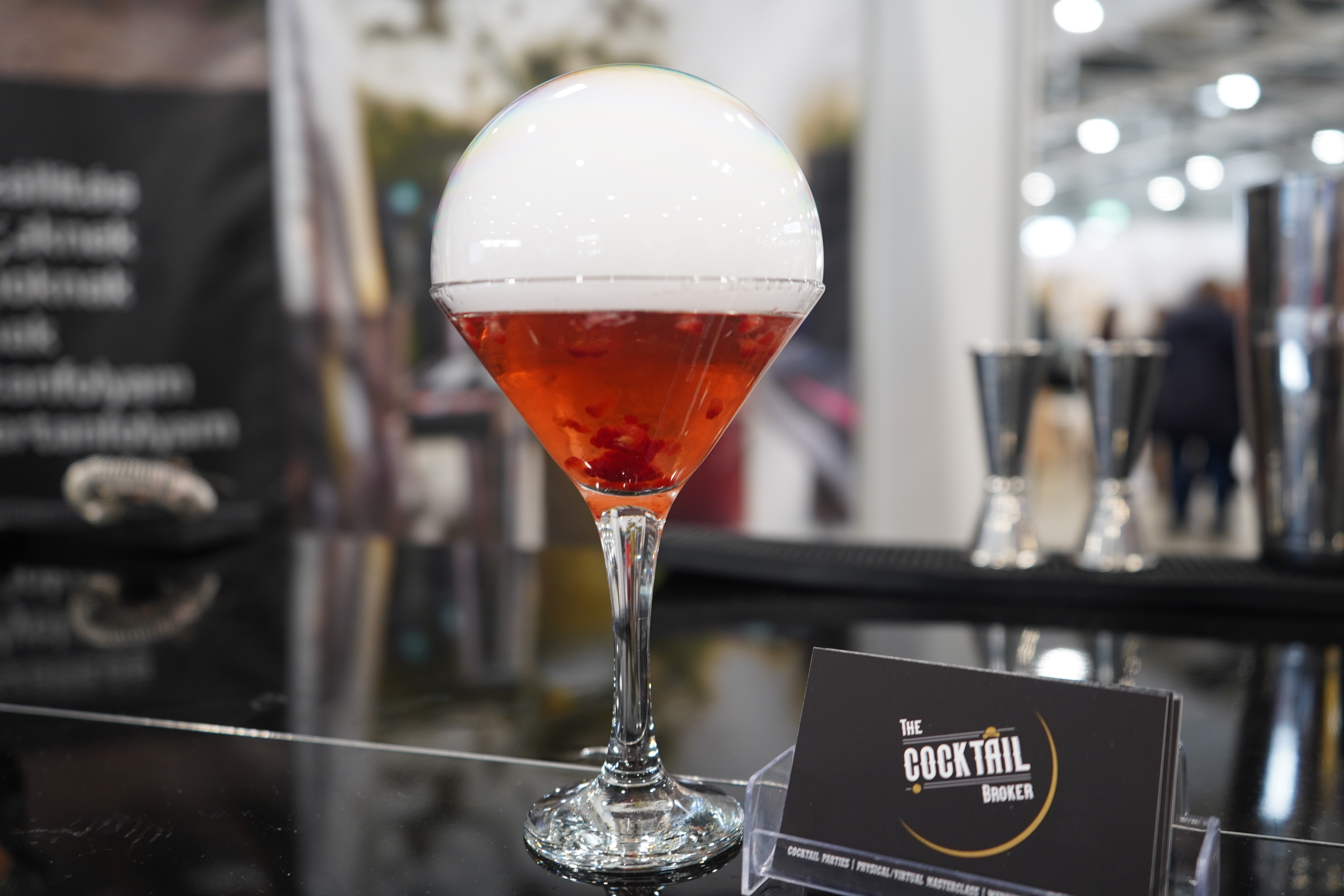 Your Very Own Stunning Pop-Up Cocktail Bar