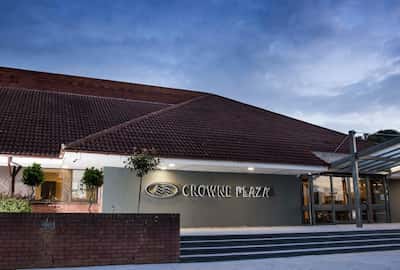 Crowne Plaza Basingstoke for hire