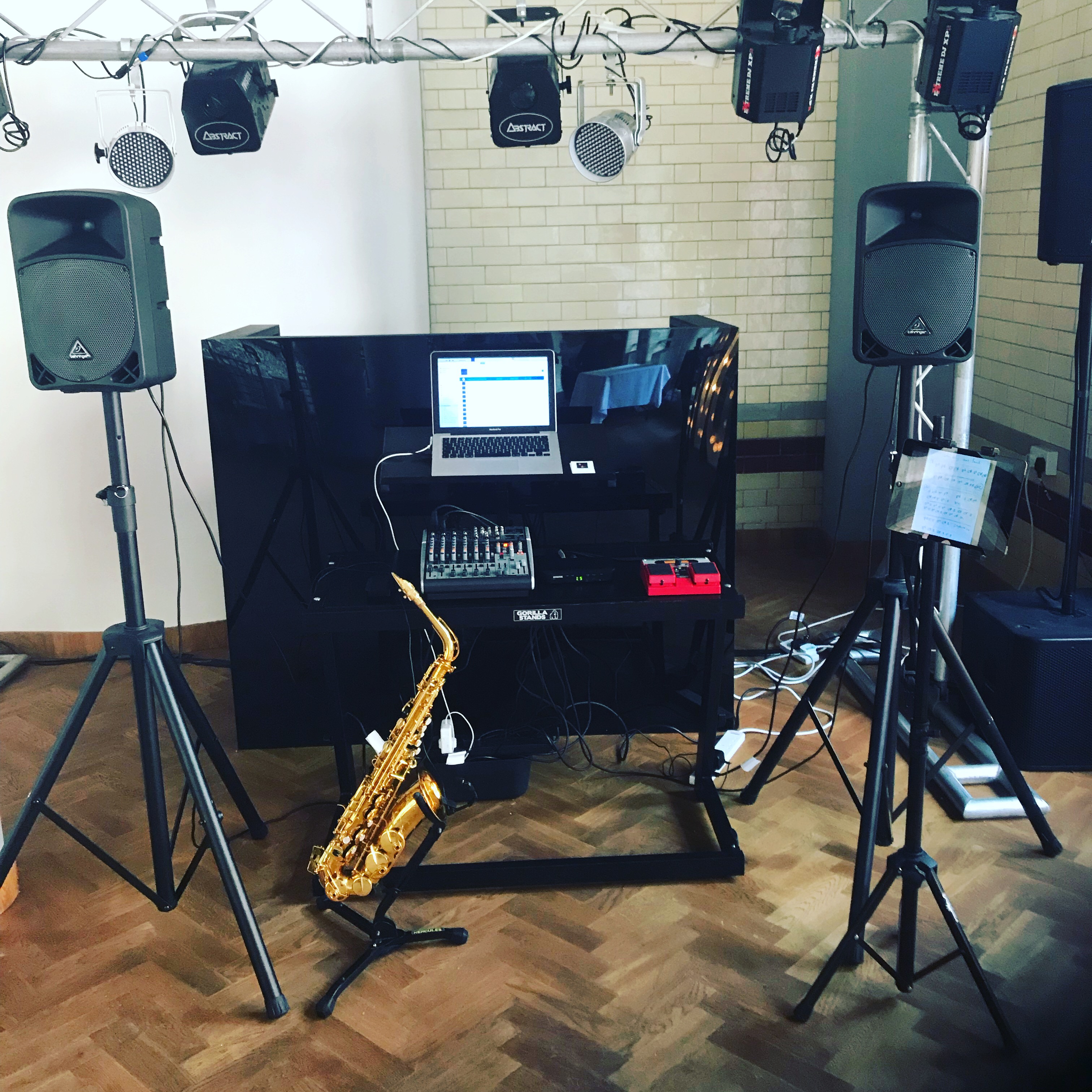 James Banahan Plays Ibiza Anthems to Jazz Classics