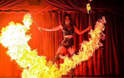 A Visually Captivating & Highly Versatile Fire Performance