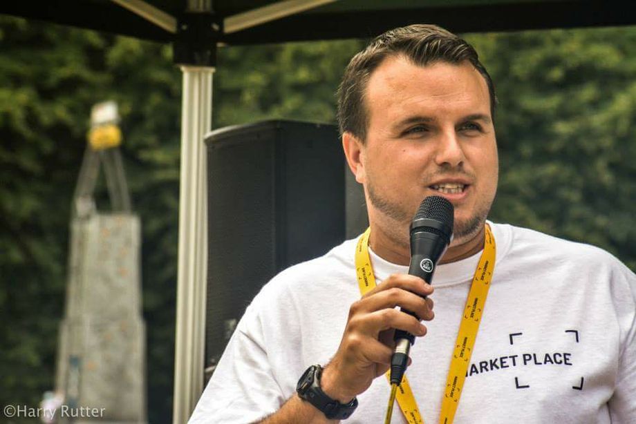 Dance The Night Away with This Professional Disco