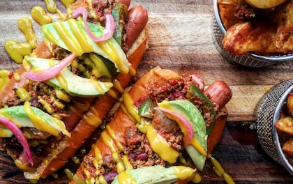 Relaxed Style Dining With Gourmet Chilli Hot Dogs