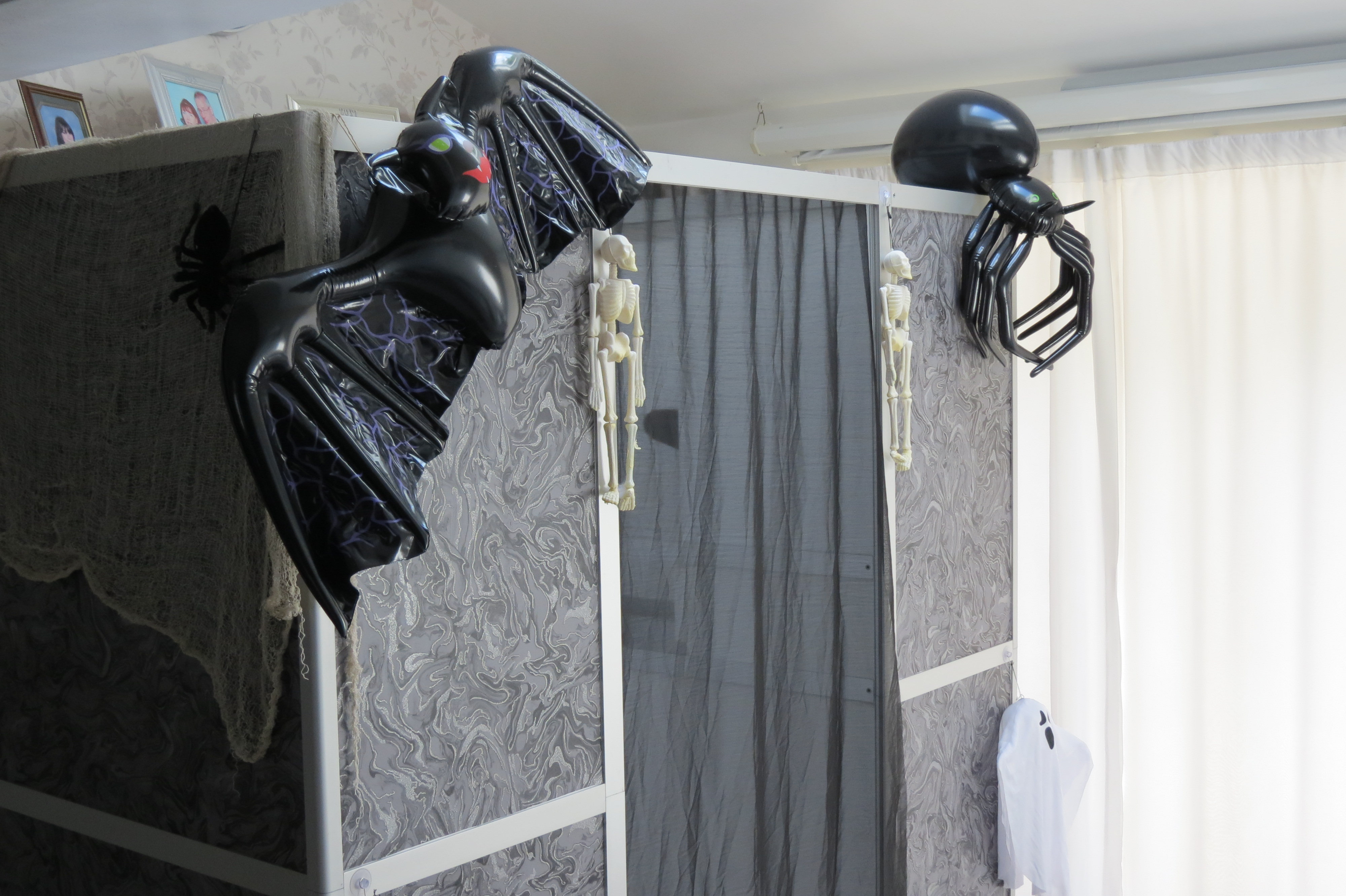 Unlimited Visits & Prints with Our Enclosed Photobooth