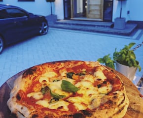 Neopolitain Style Freshly Baked Pizza