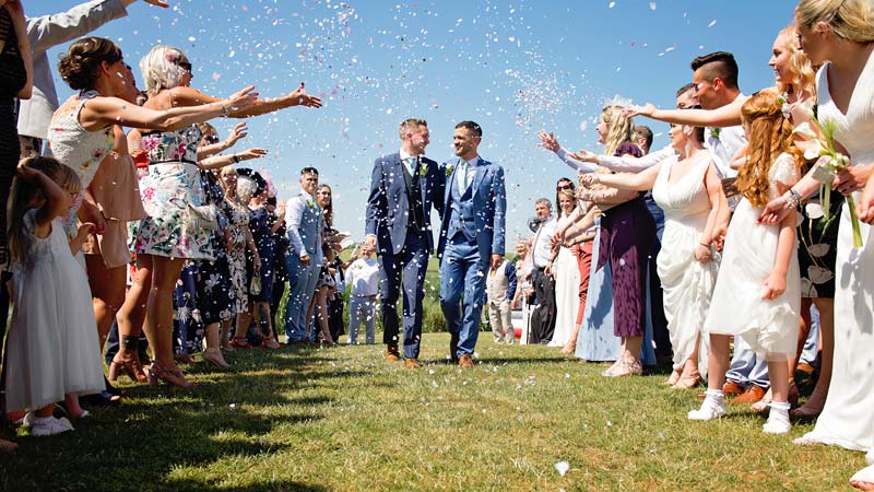 Contemporary & Creative Wedding Photography